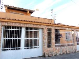 EILEEN CASTILLO Casa En Venta En Palo Negro - El Orticeño Código FLEX: 12-221 No.4