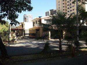 MARIA ALBA GIORDANO Casa En Venta En Valencia - Valles de Camoruco C&oacute;digo FLEX: 12-255