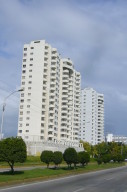 Apartamento / Venta / Municipio Mariño Porlamar / Av Bolivar / FLEXMLS-12-273