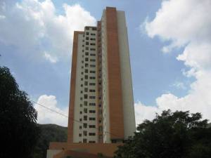 LUIS MONTENEGRO Rif V-02523213-1 Apartamento Venta Valencia Valles de Camoruco FLEXMLS-12-301