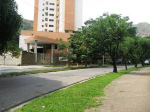 LISETH GONZALEZ Apartamento Venta Valencia Valles de Camoruco FLEXMLS-12-301