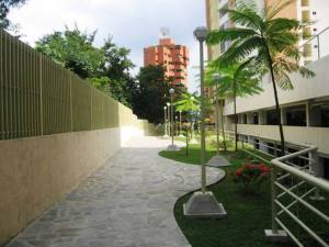 LUIS MONTENEGRO Rif V-02523213-1 Apartamento En Venta En Valencia - Valles de Camoruco C&oacute;digo FLEX: 12-301 No.4