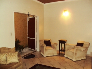OSMAR GOMEZ Casa En Venta En Maracay - El Limon C&oacute;digo FLEX: 12-76 No.5