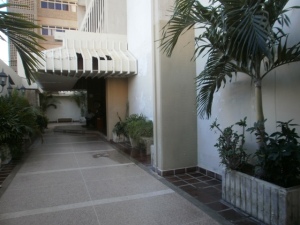 ISABEL BARRIOS Apartamento Venta Maracaibo Avenida Bella Vista FLEXMLS-12-338