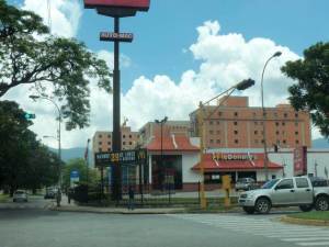 YENNY CARRERA Local Comercial En Venta En Municipio Naguanagua - La Granja C&oacute;digo FLEX: 12-347 No.9