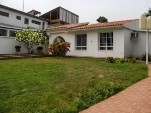 MANUEL ROGELIO PEREZ Terreno Residencial Venta Barquisimeto Parroquia Santa Rosa FLEXMLS-12-349