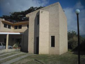 LISETH GONZALEZ Townhouse Venta Valencia San Diego FLEXMLS-12-360