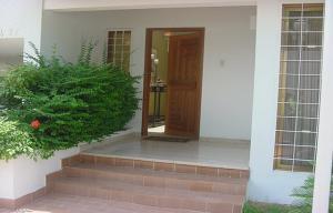 JUSMERI ESPINA Casa En Venta En Maracaibo - Los Olivos C&oacute;digo FLEX: 12-361 No.1