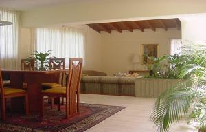 JUSMERI ESPINA Casa En Venta En Maracaibo - Los Olivos C&oacute;digo FLEX: 12-361 No.7