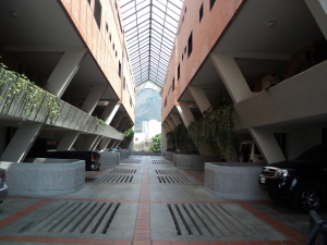 LISETH GONZALEZ Apartamento Venta Valencia Ciudad Jardin FLEXMLS-12-375
