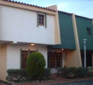 NELSON CASTELLANO CALDERA Townhouse Venta Maracaibo Cumbres de Maracaibo FLEXMLS-12-419