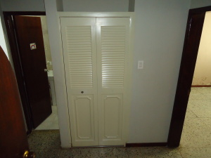 JUSMERI ESPINA Casa En Venta En Maracaibo - Rosal Sur C&oacute;digo FLEX: 12-432 No.9