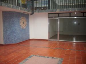EILEEN CASTILLO Local Comercial En Venta En Maracay - Avenida Bolivar Código FLEX: 12-449 No.5