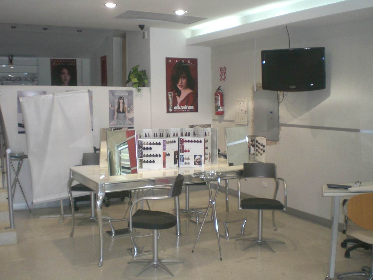 OSCAR ILLARRAMENDI Local Comercial En Venta En Maracay - El Bosque C&oacute;digo FLEX: 12-468 No.3