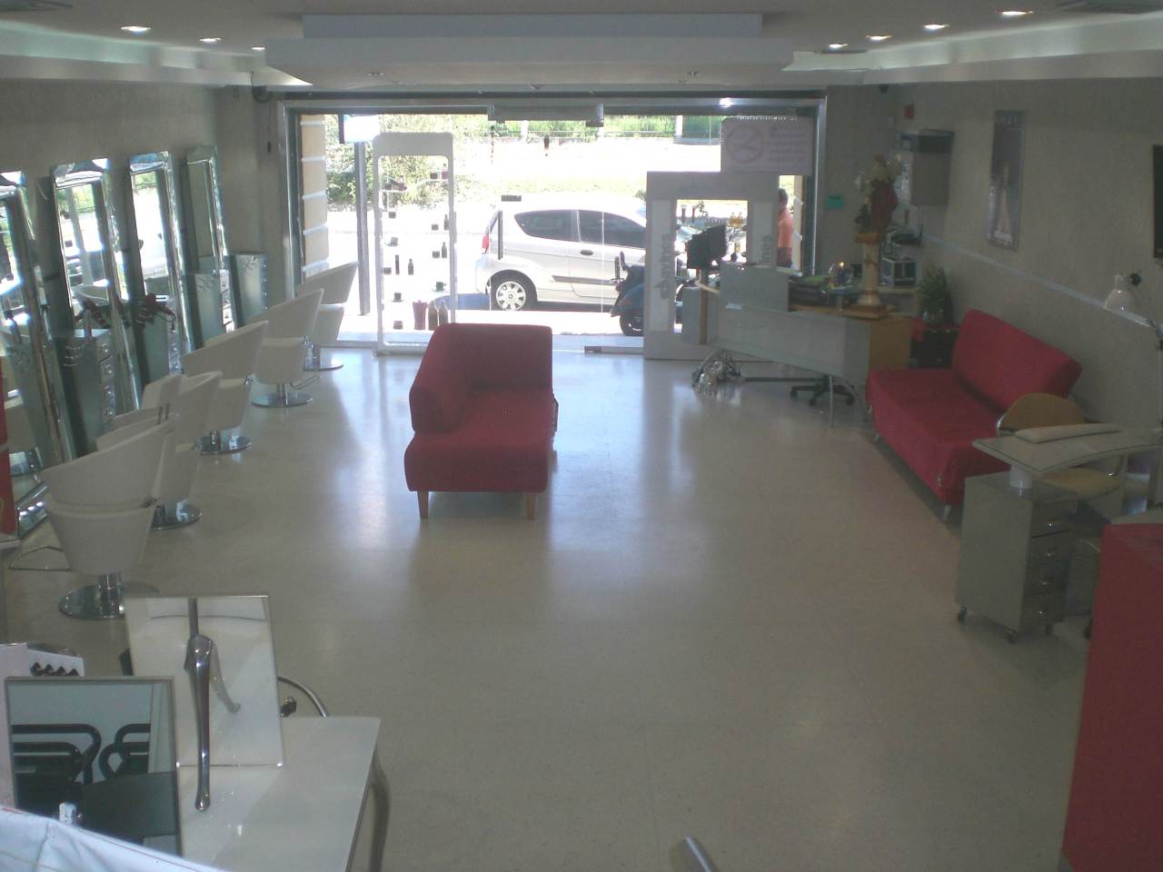 OSCAR ILLARRAMENDI Local Comercial En Venta En Maracay - El Bosque C&oacute;digo FLEX: 12-468 No.9