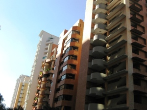 CELESTE BELLO RIF V-04170295-4 Apartamento En Venta En Valencia - La Trigaleña C&oacute;digo FLEX: 12-505