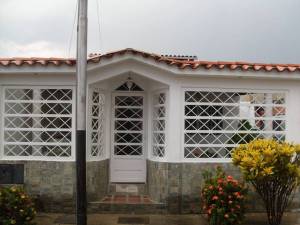 EILEEN CASTILLO Casa En Venta En Turmero - Los Overos C&oacute;digo FLEX: 12-494
