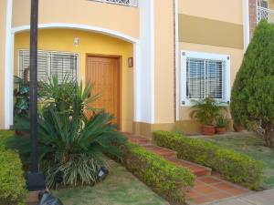 JUSMERI ESPINA Townhouse En Venta En Maracaibo - El Portal C&oacute;digo FLEX: 12-528 No.0