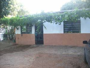 Venta - Casa En Catia La Mar - Arrecifesimage fachada RAH:12-536