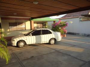 URDANETAYRODRIGUEZ Casa En Venta En Maracaibo - Tierra Negra Código FLEX: 12-623 No.2