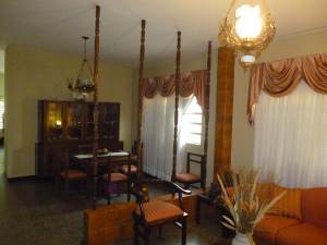 URDANETAYRODRIGUEZ Casa En Venta En Maracaibo - Tierra Negra Código FLEX: 12-623 No.3