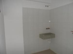 FRANQUICIA REGIONAL CENTRAL Apartamento en Venta en Las Chimeneas en Valencia Código: 12-642 No.5