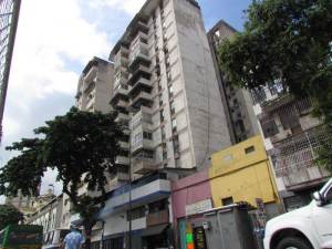VICENTE DALONZO Apartamento Venta Caracas Parroquia Santa Rosalia FLEXMLS-12-643