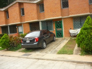 Venta - Casa En Charallave - Valles de Charaimage fachada RAH:12-648