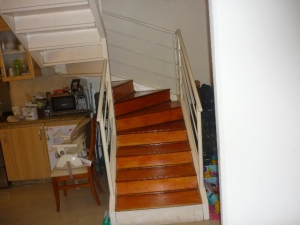 Escaleras al segundo piso