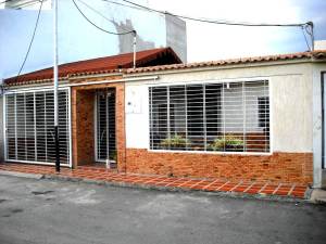 EILEEN CASTILLO Casa Venta Maracay Los Sauces FLEXMLS-12-656