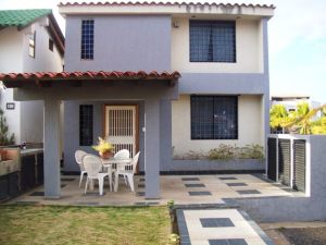MARIANELLA CHAVARRI Casa Venta Lecheria Casas Bote C FLEXMLS-12-707