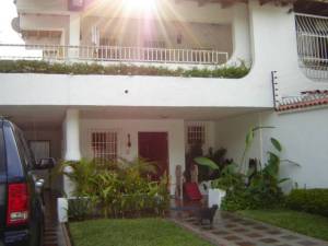 EILEEN CASTILLO Casa En Venta En Maracay - Andres Bello C&oacute;digo FLEX: 12-709 No.1