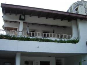 EILEEN CASTILLO Casa En Venta En Maracay - Andres Bello C&oacute;digo FLEX: 12-709 No.3
