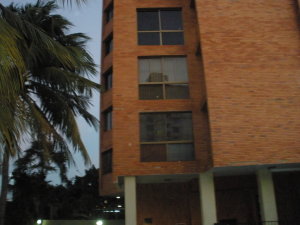 MARGARITA ESCALANTE Apartamento Venta Maracaibo Tierra Negra FLEXMLS-12-717