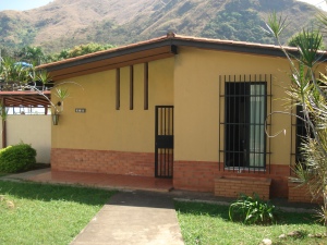 EILEEN CASTILLO Casa En Venta En Maracay - El Castaño C&oacute;digo FLEX: 12-742 No.1