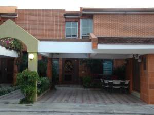 MARIA ALBA GIORDANO Townhouse Venta Valencia Manongo FLEXMLS-12-792
