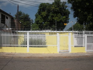 Venta - Casa En Maracaibo - La Pazimage fachada RAH:12-808