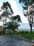 Al lado de casa ya construida