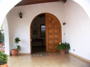 Entrada a la casa