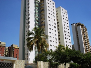 CELESTE BELLO RIF V-04170295-4 Apartamento En Venta En Valencia - La Trigaleña C&oacute;digo FLEX: 12-871