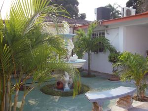 JUSMERI ESPINA Casa En Venta En Maracaibo - Monte Claro C&oacute;digo FLEX: 12-862 No.3
