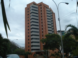 LUIS MONTENEGRO Rif V-02523213-1 Apartamento En Venta En Valencia - Las Chimeneas C&oacute;digo FLEX: 11-3989