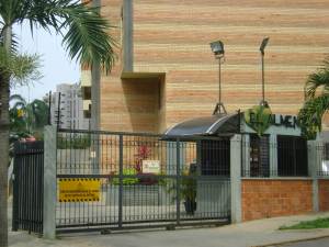 MARIA ALBA GIORDANO Apartamento En Venta En Valencia - Campo Alegre C&oacute;digo FLEX: 12-962