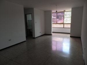 MARIA ALBA GIORDANO Apartamento En Venta En Valencia - San Blas C&oacute;digo FLEX: 12-969 No.5