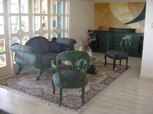 CARMI�A & ASOCIADOS Apartamento En Venta En Maracaibo - El Milagro C&oacute;digo FLEX: 12-980 No.2
