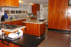 NURIA ROCAS Casa En Venta En Caracas - Prados del Este C&oacute;digo FLEX: 12-985 No.9