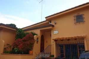 NURIA ROCAS Casa En Venta En Caracas - Prados del Este C&oacute;digo FLEX: 12-985 No.2
