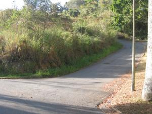 ARIADNA BOUQUETT MORENO Terreno  Venta Caracas La Lagunita Country Club FLEXMLS-12-1040