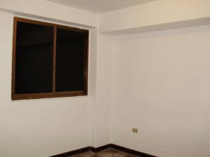 MARIA ALBA GIORDANO Apartamento En Venta En Valencia - Trigal Centro C&oacute;digo FLEX: 12-1052 No.8