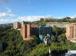 ERNESTO JIMENEZ Apartamento En Venta En Caracas - La Trinidad C&oacute;digo FLEX: 12-1028 No.7